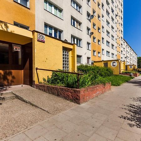 Апартаменты Pokoje Gdansk Zaspa - Pilotow 20B, 800M Skm-Zaspa, Odleglosc Do Morza 3Km Экстерьер фото