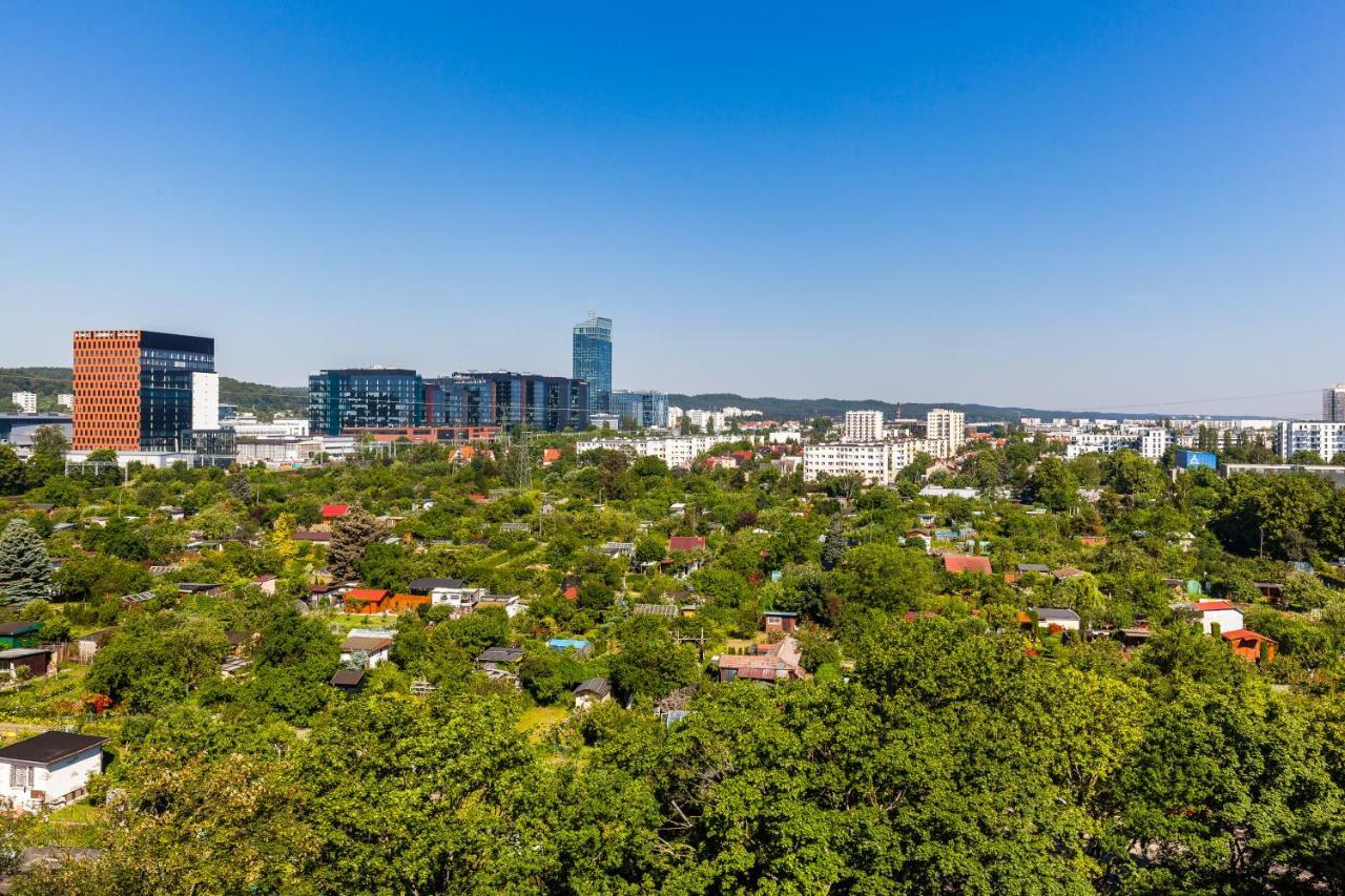 Апартаменты Pokoje Gdansk Zaspa - Pilotow 20B, 800M Skm-Zaspa, Odleglosc Do Morza 3Km Экстерьер фото